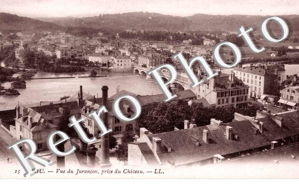 Vue prise du chateau