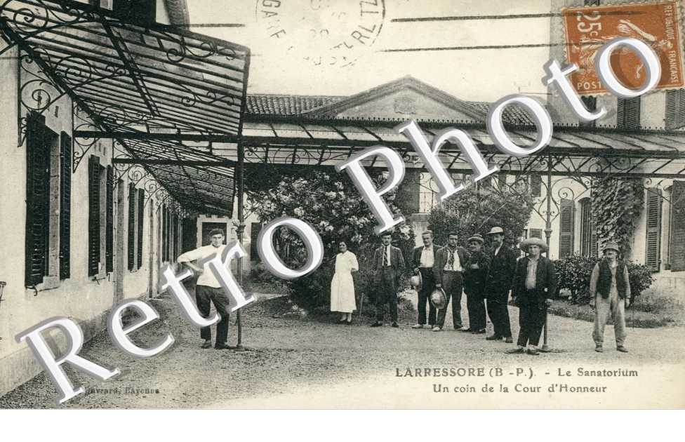 Le Sanatorium - un coin de la cour d&#039;honneur