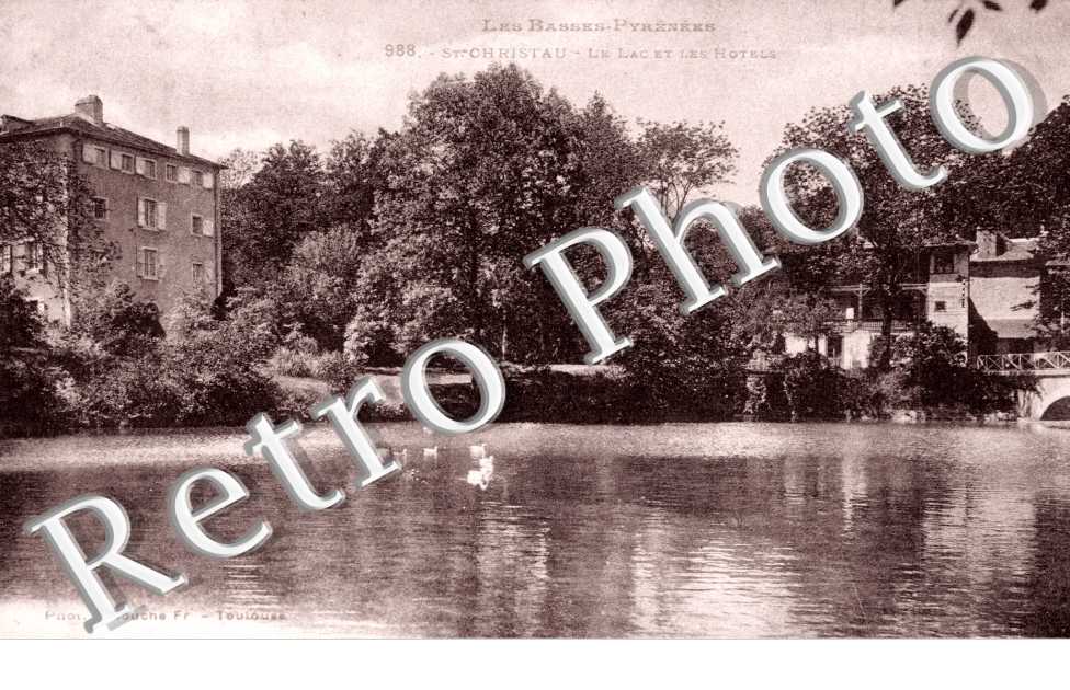 Le Lac et les Hotels
