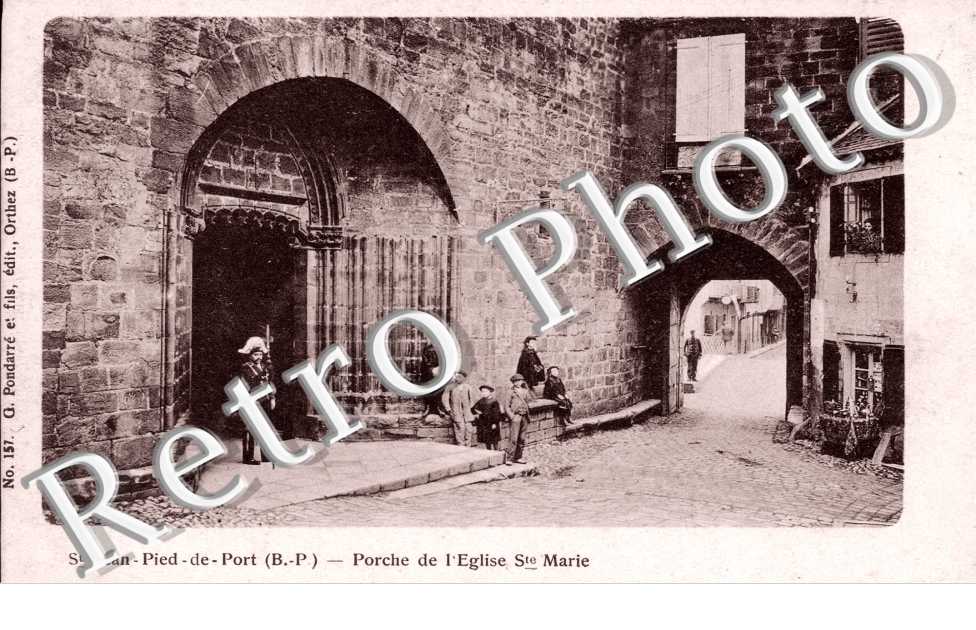 PORche de l&#039;Eglise