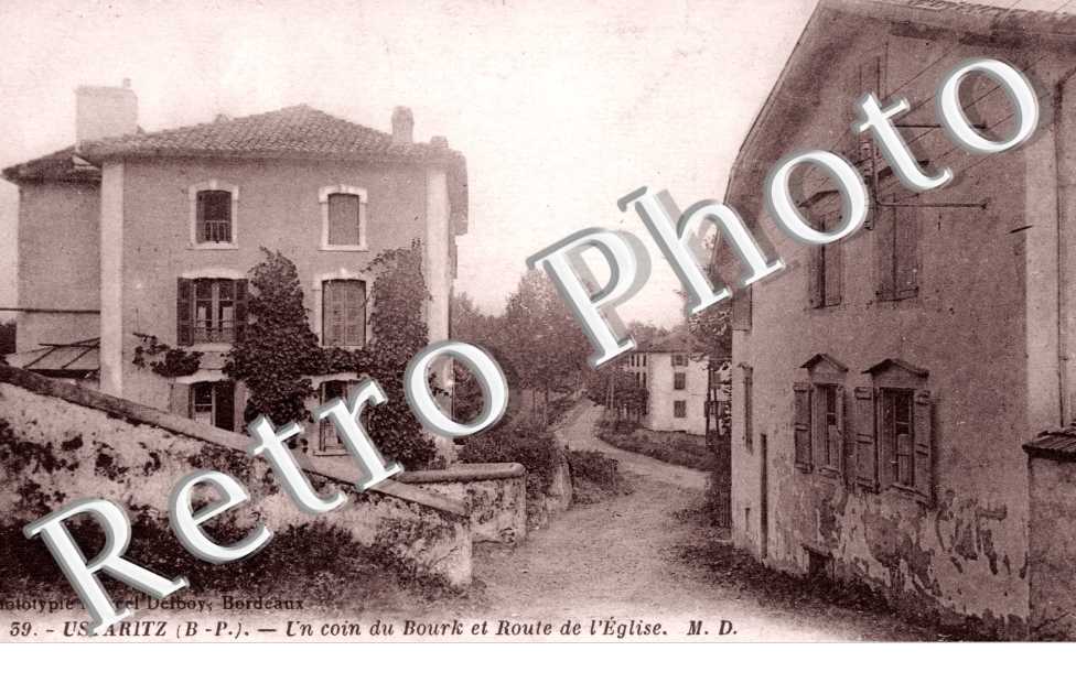 Un coin de bourk et route de l&#039;eglise