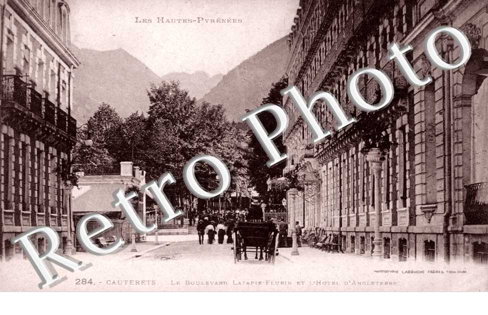 le boulevard Latapie-Flurin et l'hotel d'Angleterre
