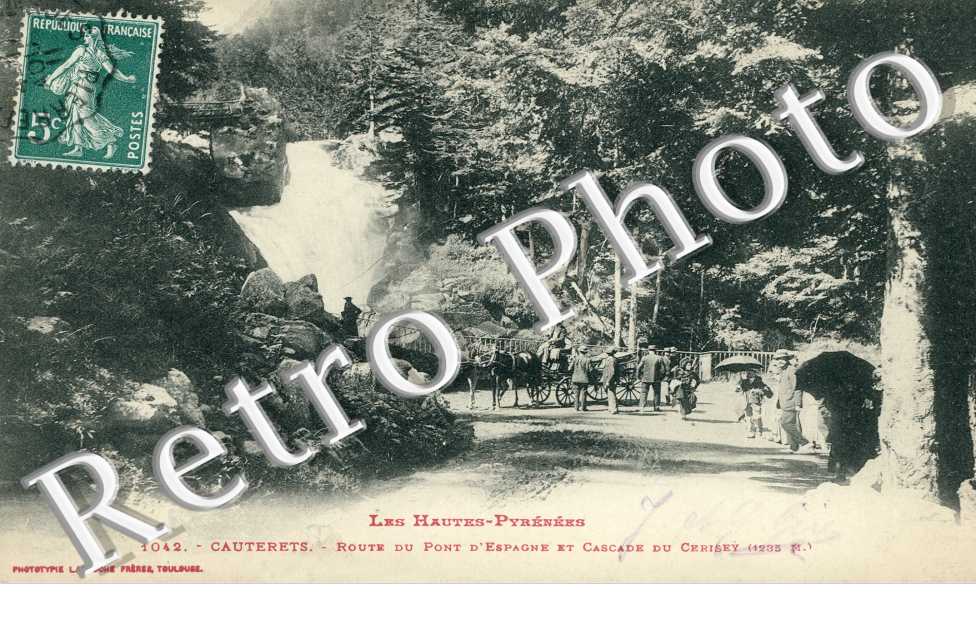 Route du Pont d'Espagne et cascade du Cerisey
