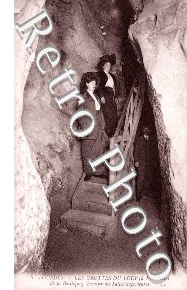 Les Grottes du Loup