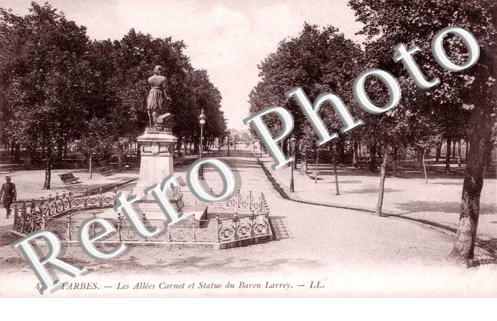 Les Allees Carnot et statue du Baron Larrey