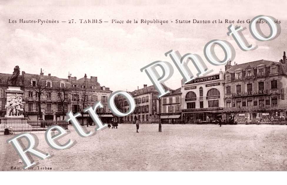 place de la Republique - Statue Danton et la rue des Grands Fosses