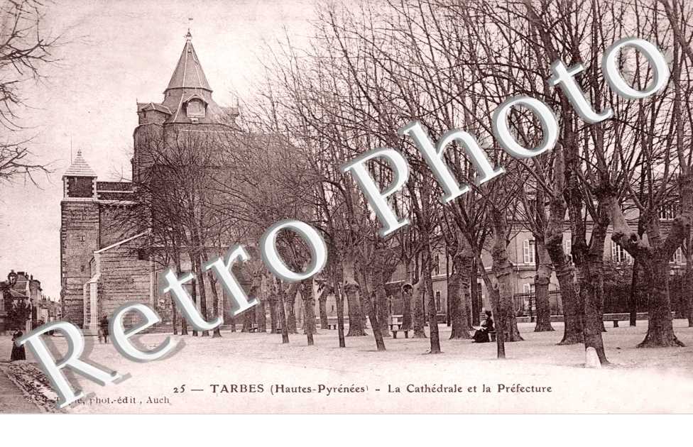 La Cathedrale et la Prefecture