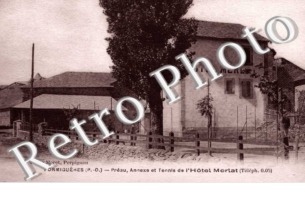 Preau, Annexe et Tennis de l'Hotel Merlat