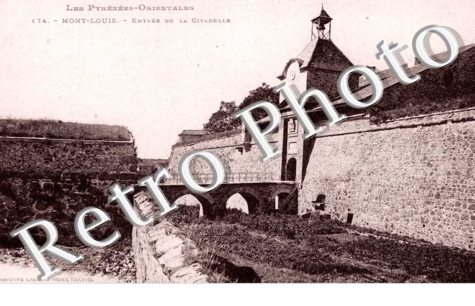 entree de la citadelle