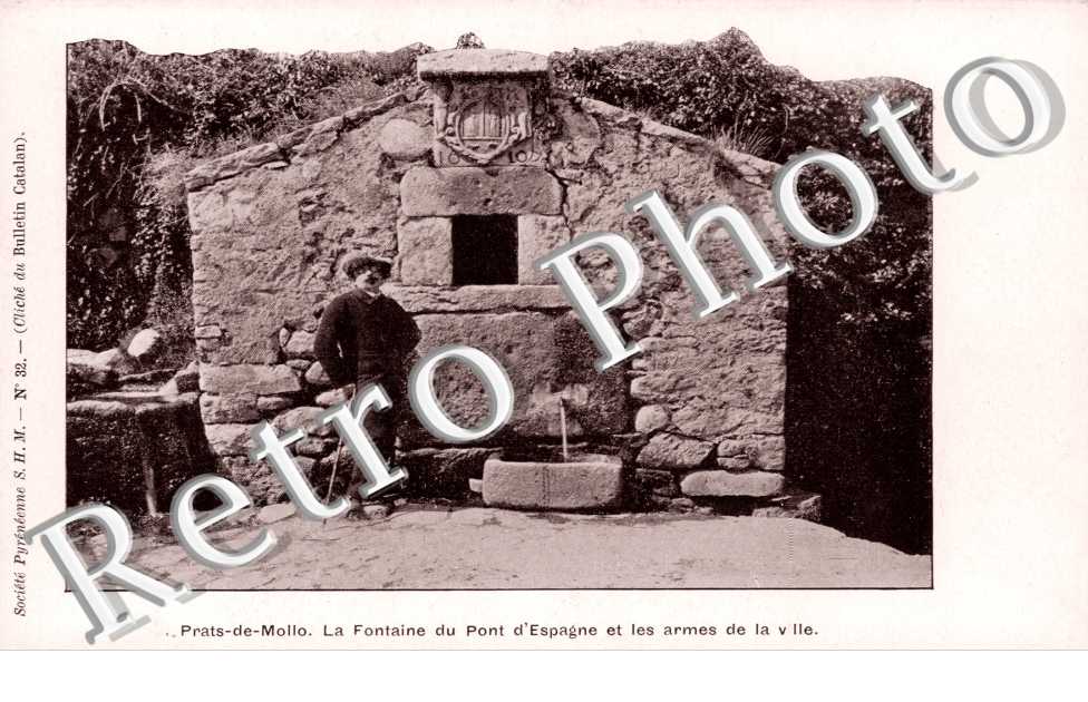 La Fontaine du Pont d&#039;Espagne et les armes de la Ville
