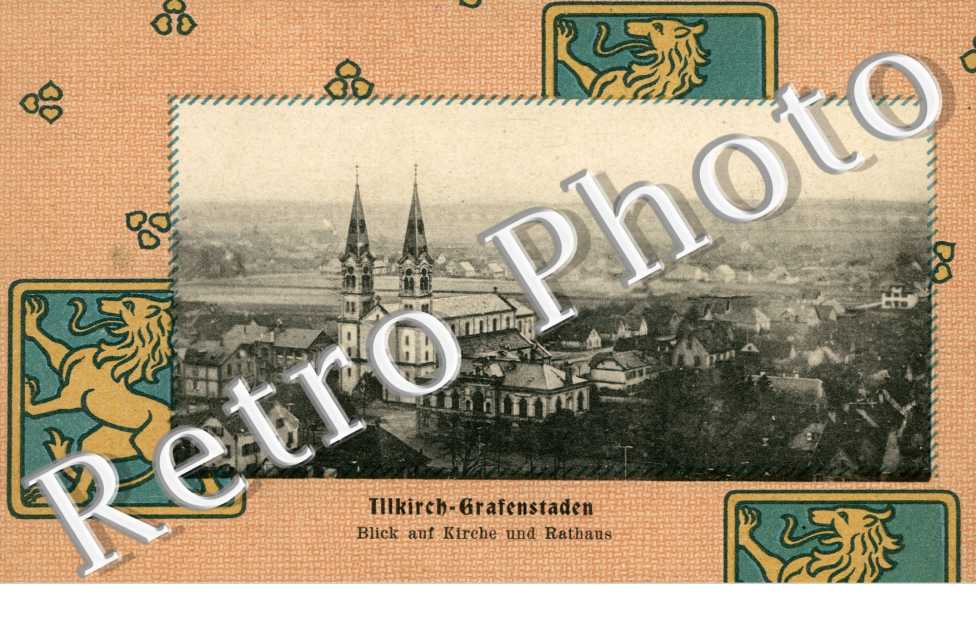 Blick auf Kirche und rathaus