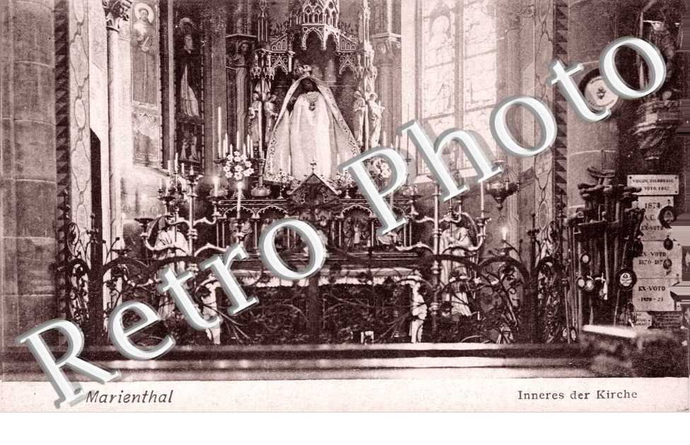 Interieur de l&#039;eglise