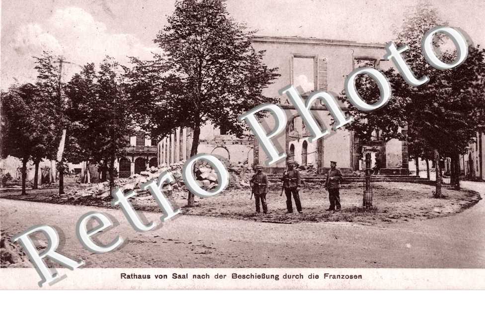 Rathaus nach der Beschienssung