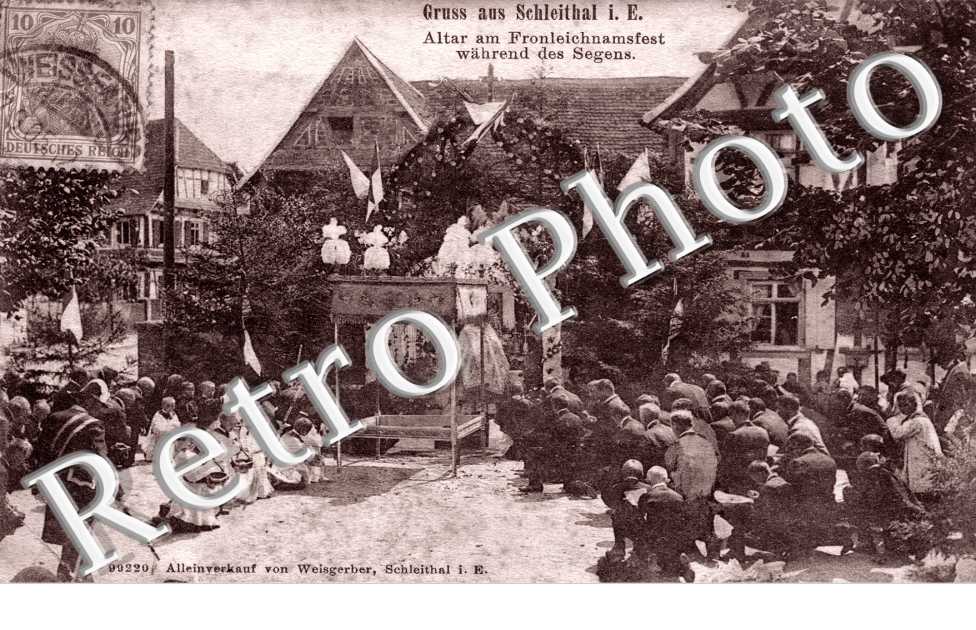 altar am fronleichnamsfest wahrend des segens