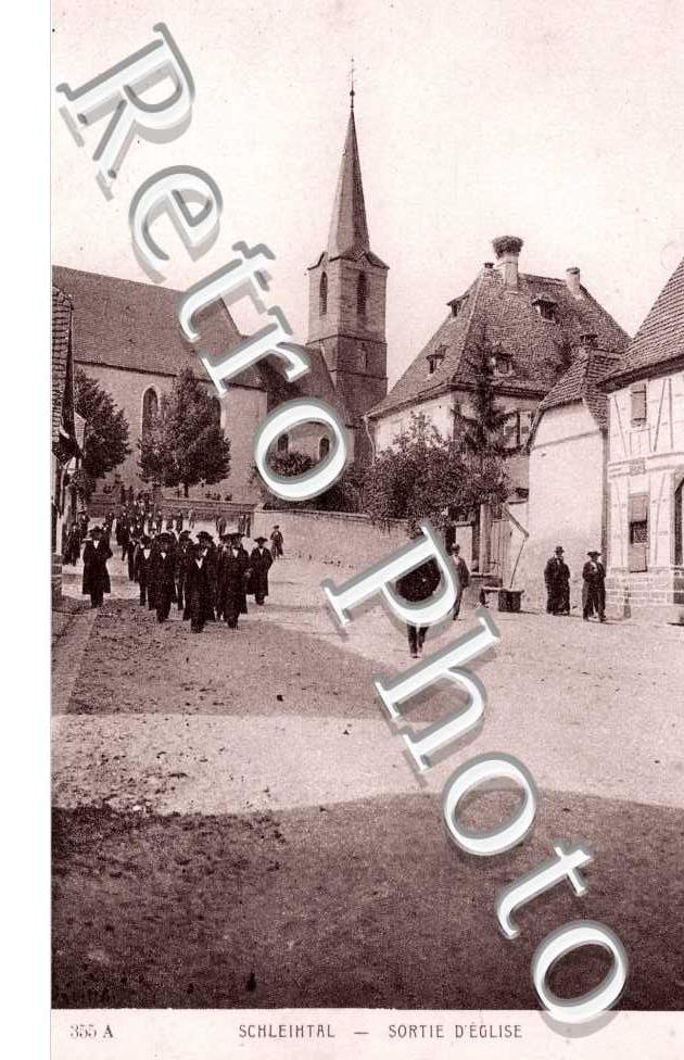Sortie d&#039;Eglise