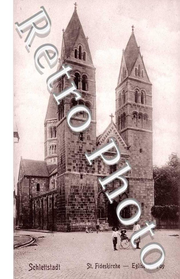Eglise Sainte Foi Portail von St. Fides