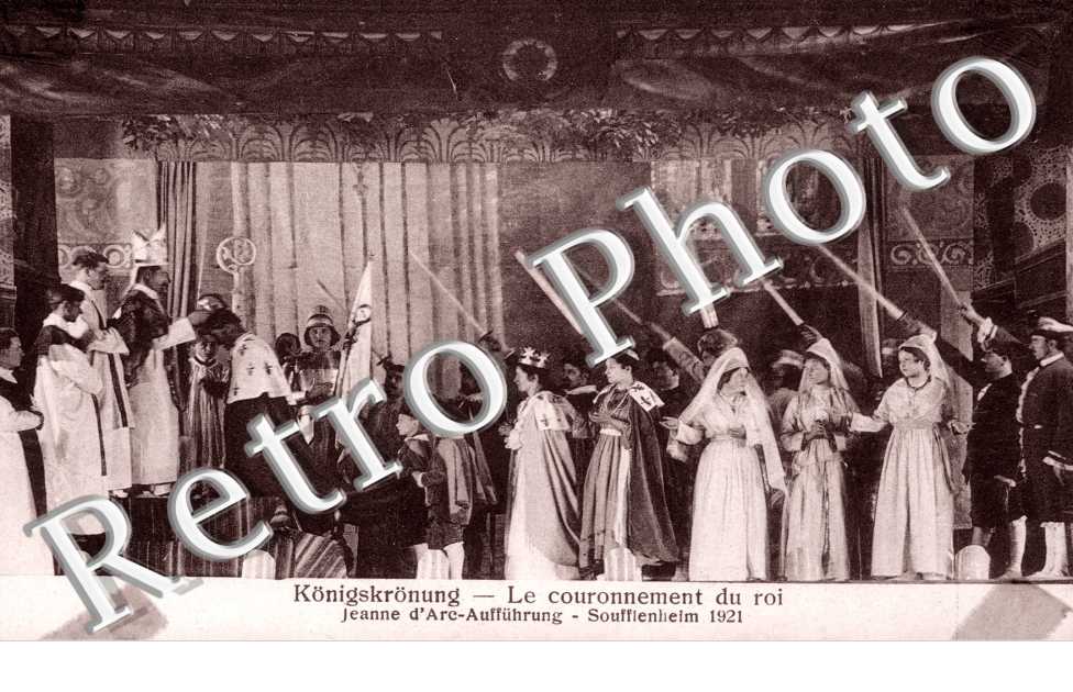 Konigskronun  Le couronnement du roi Jeann d'Arc-Auffuhrung 1921