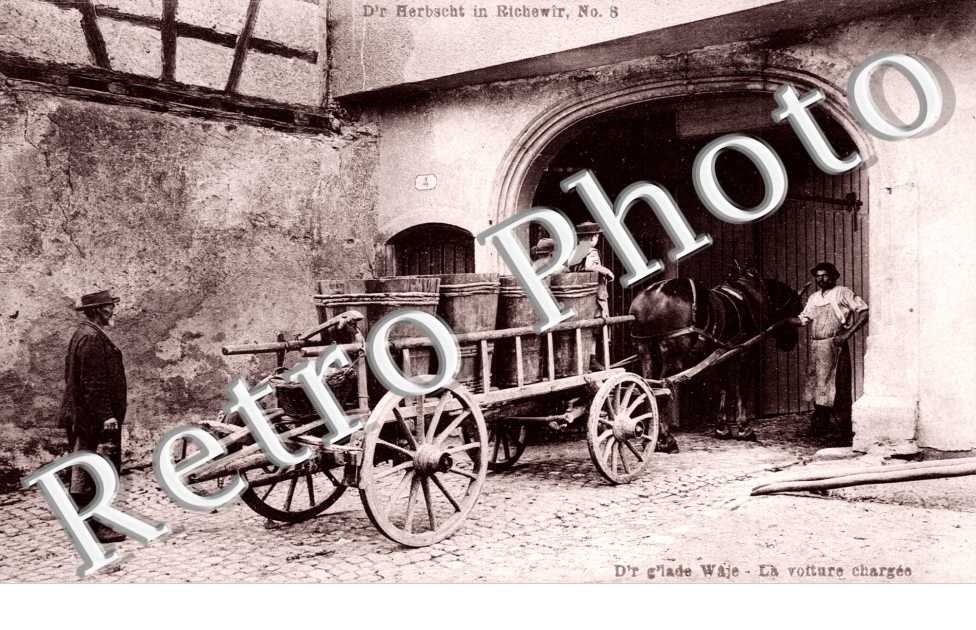 Dr Herbscht in richewir. La voiture chargee