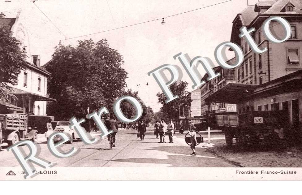 Vue Interieure, Frontiere Franco-Suisse
