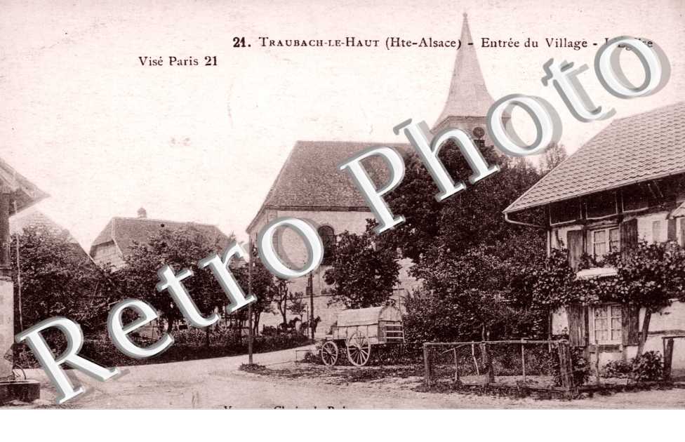 Entree du village, l&#039;Eglise