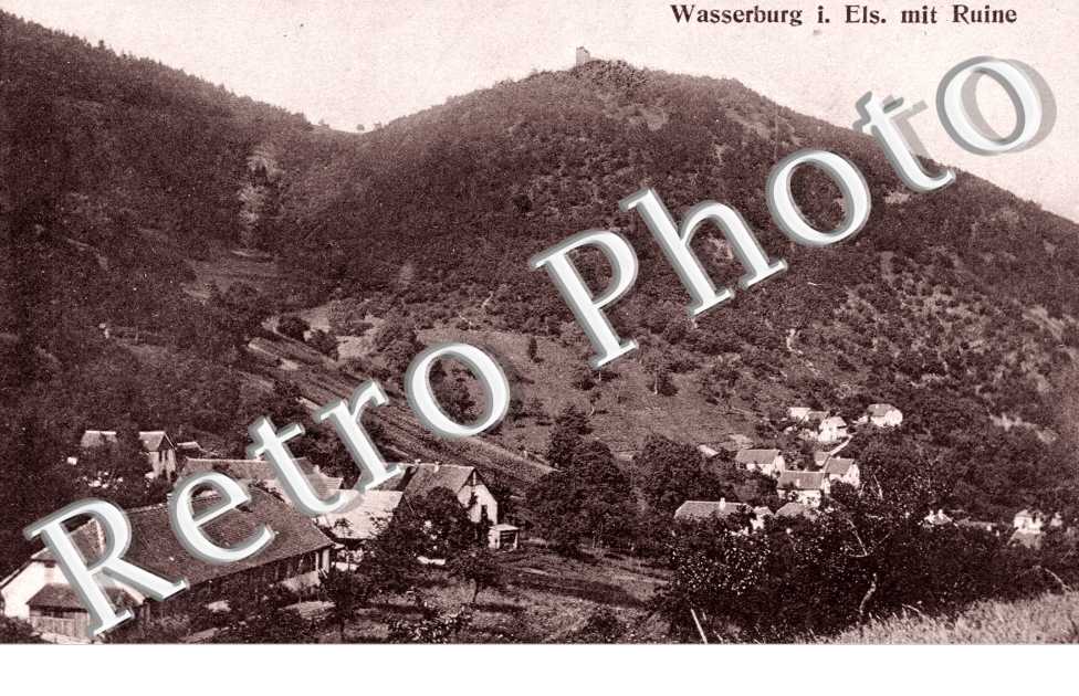 Wasserburg mit ruine