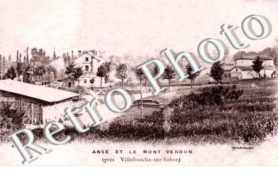 Vue generale et le Mont Verdun