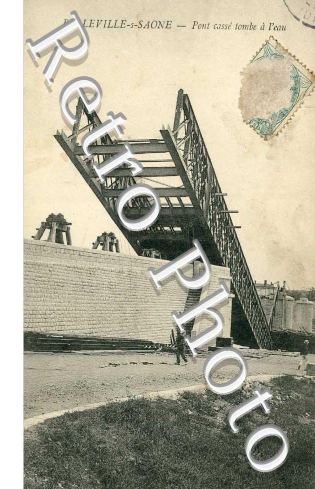 Le Pont casse tombe a l'eau