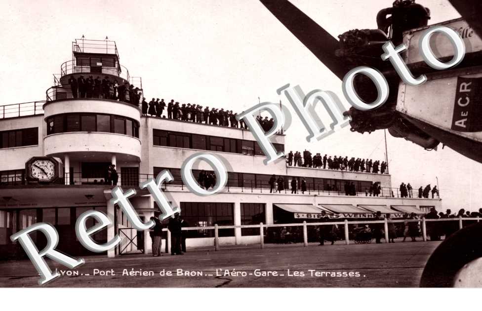 Port Aerien, l'Aero Gare, les Terrasses