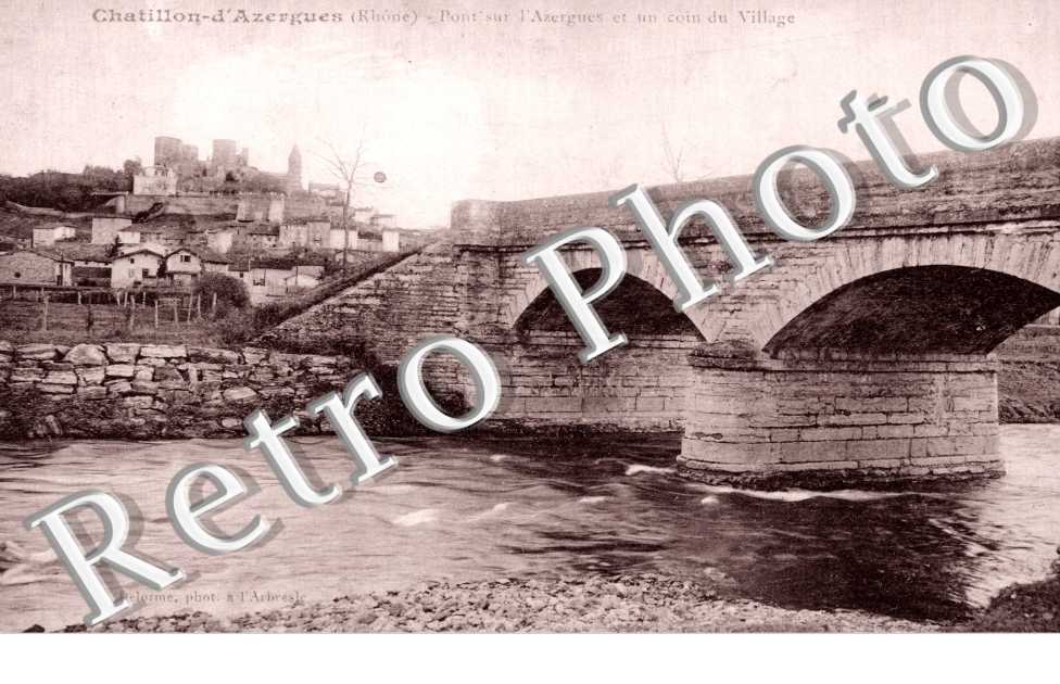 pont sur l'Azergues et un coin du village