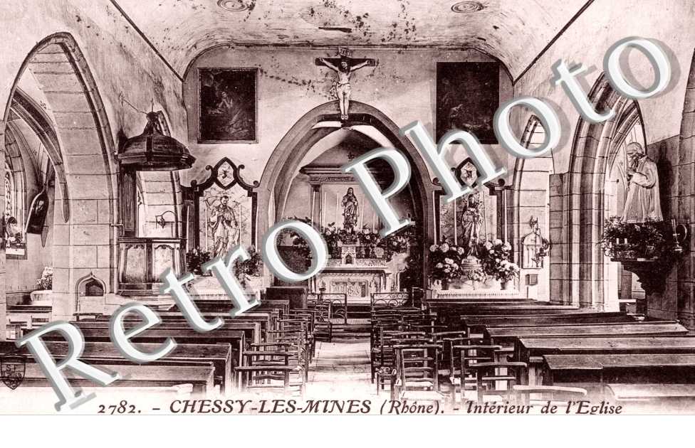 interieur de l'eglise