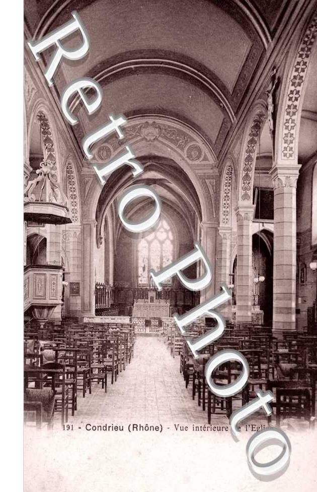 Interieur de l'Eglise