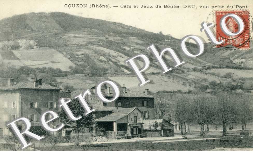 Cafe et jeux de boules Dru