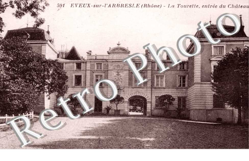 La Tourette - Entrée du Chateau