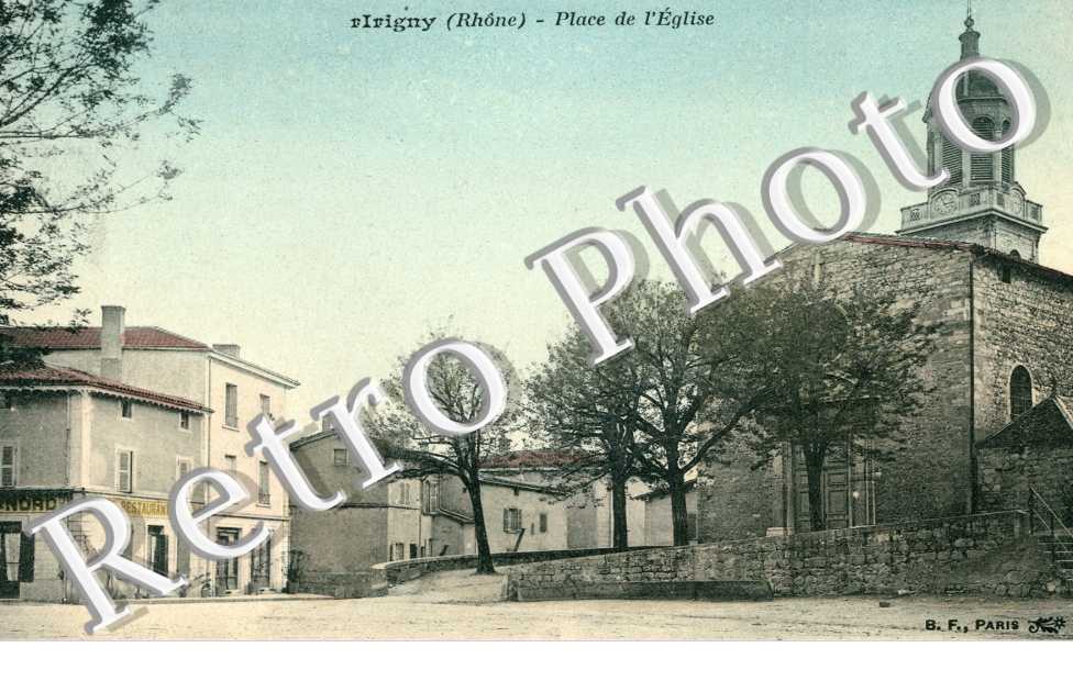 Place de l'eglise (couleur)