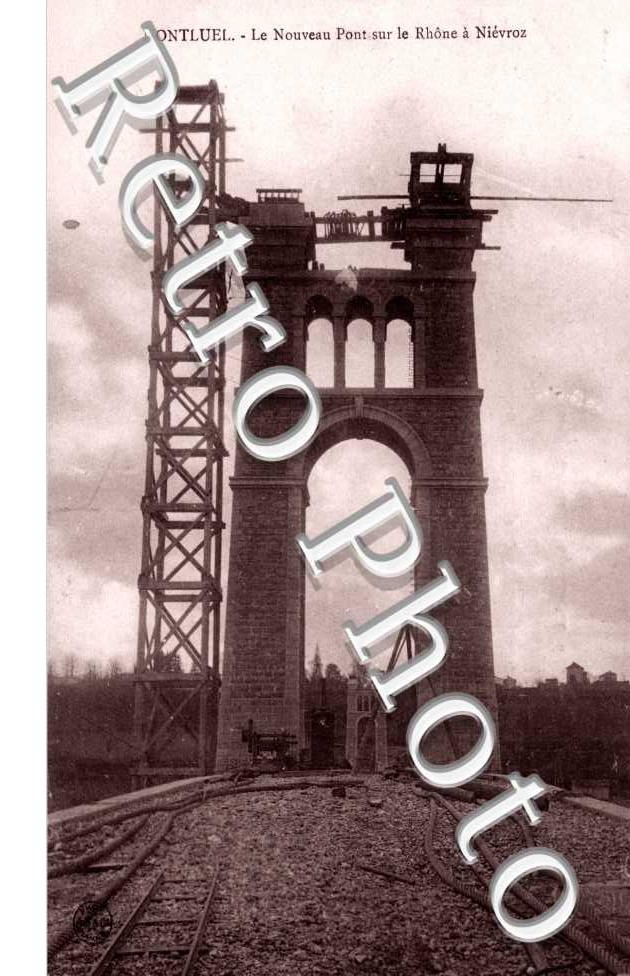 Montluel Le nouveau pont sur le Rhone a Nievroz