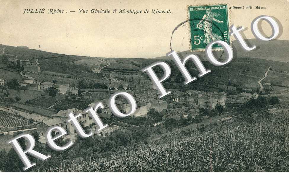 vue generale et montagne de remond
