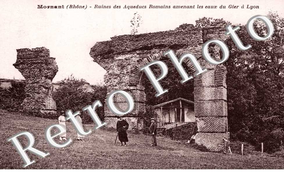 Ruines des Aqueducs romains