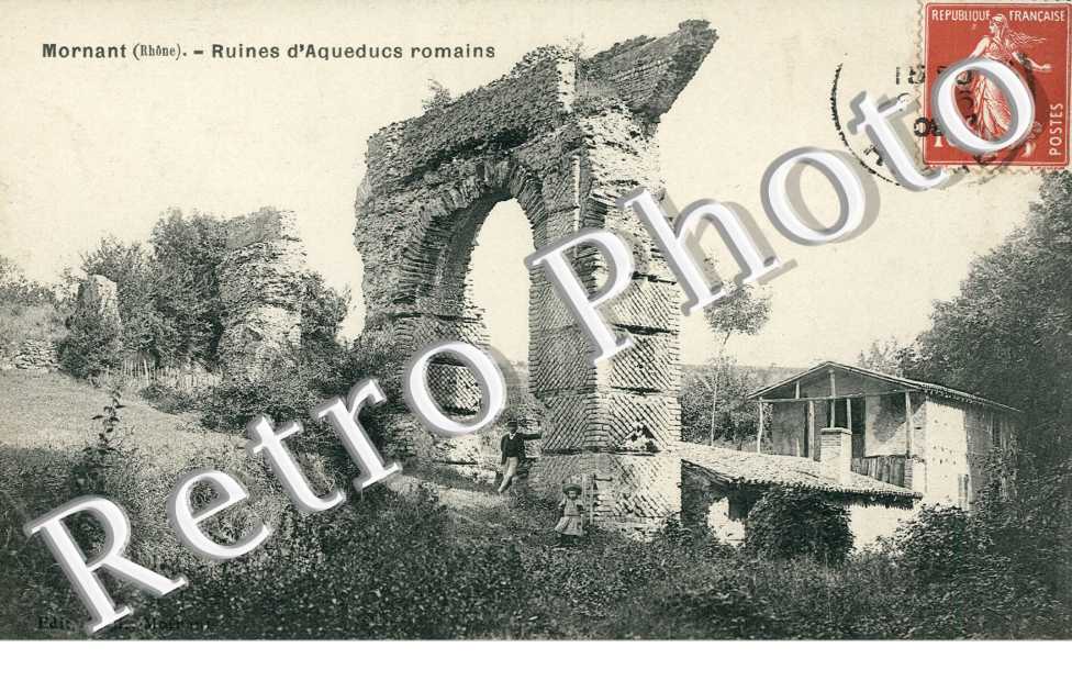 Ruines des Aqueducs romains