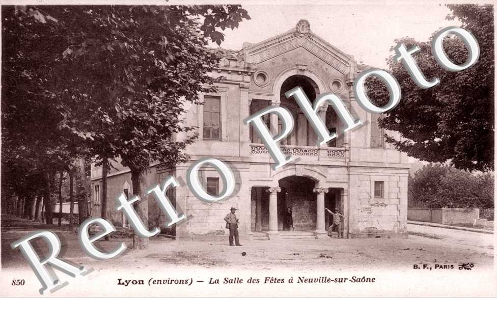 la Salle des Fetes a Neuville-sur-Saone