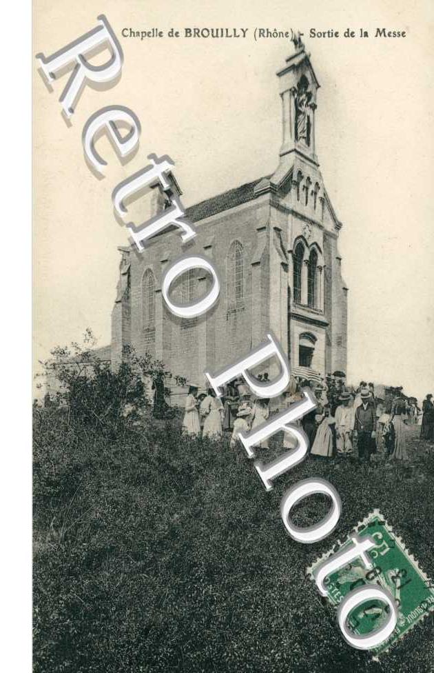 Chapelle de Brouilly, Sortie de la Messe