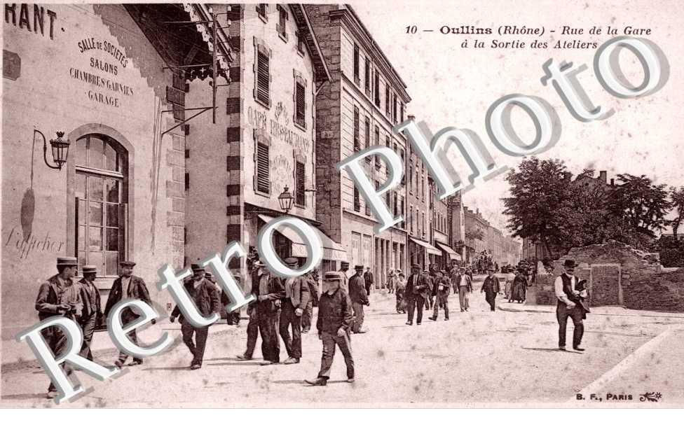 la Rue de la Gare a la Sortie des Ateliers