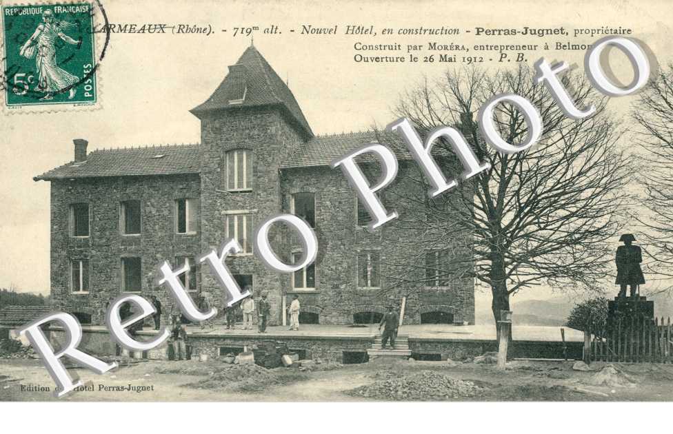 le Nouvel Hotel en construction