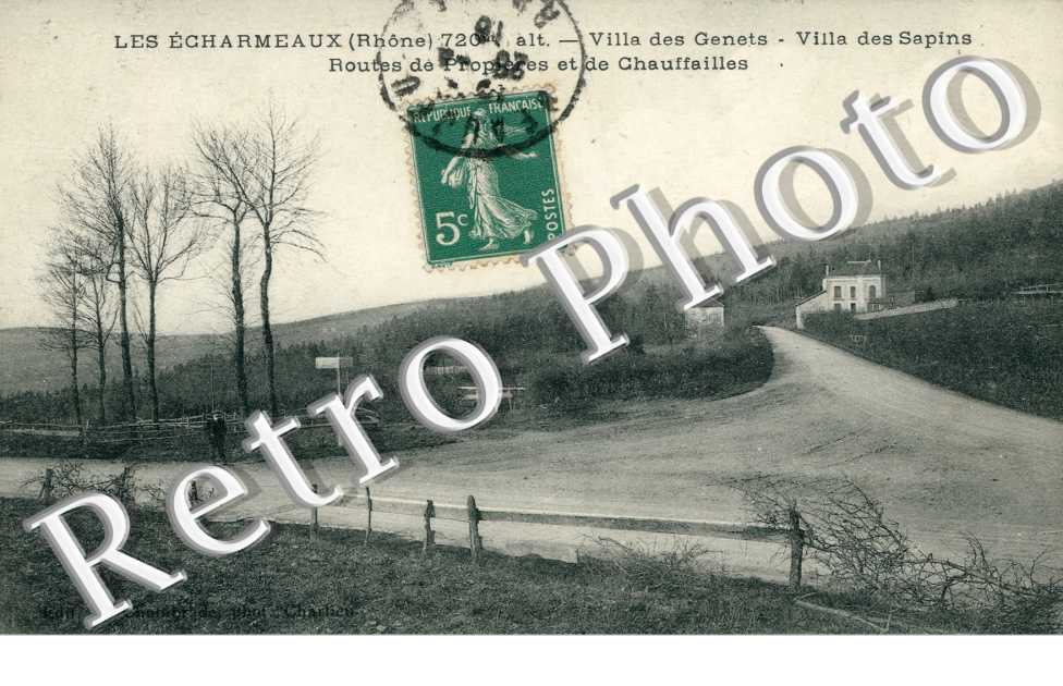 Les Echarmeaux, Villa des Genets et Villa des Sapins, Route de Chauffailles