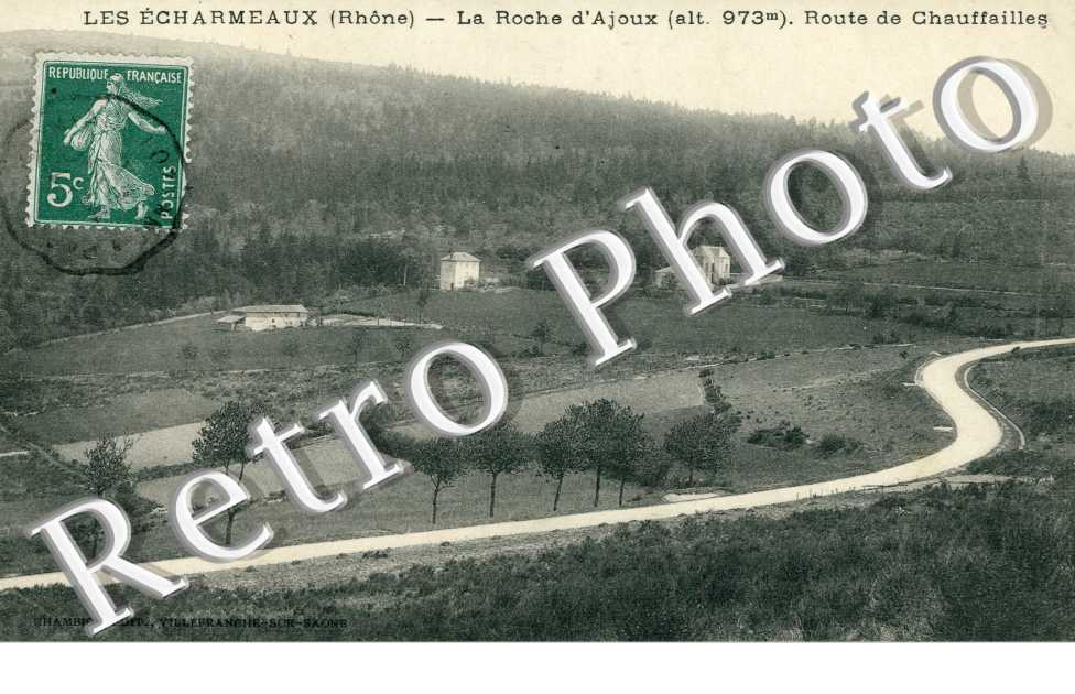 La Roche d'Anjoux, Route de Chauffailles