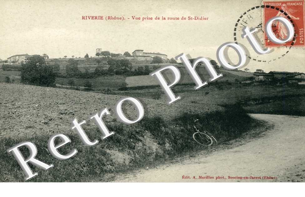 Vue prise de la Route de Saint-Didier