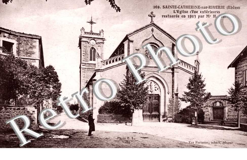 l'Eglise restauree en 1913 par Monsieur Henri Marrel