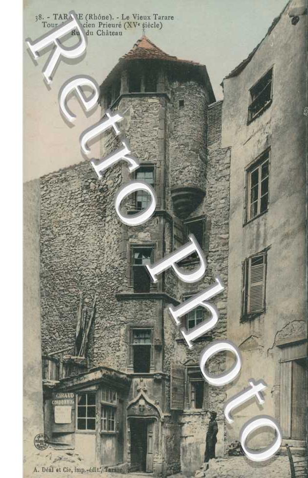 Tour de l&#039;ancien Prieure rue du chateau (couleur)