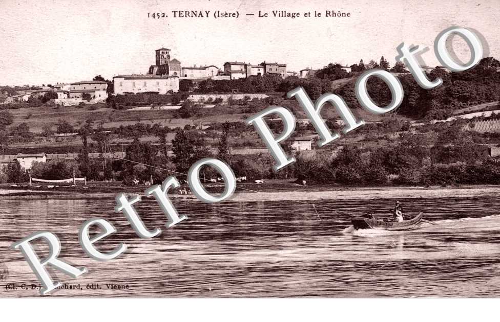 le Village et le Rhone