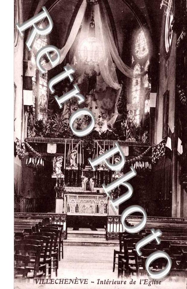Interieur de l'eglise