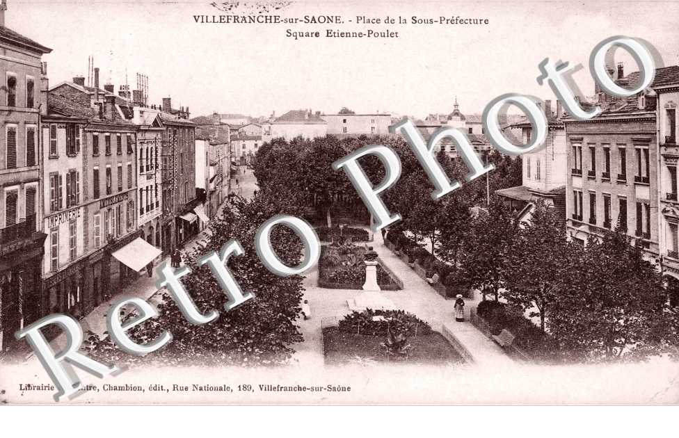Square Etienne Poulet - place de la Sous prefecture